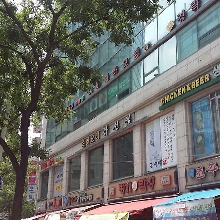 Riviera Motel Goyang Exterior foto